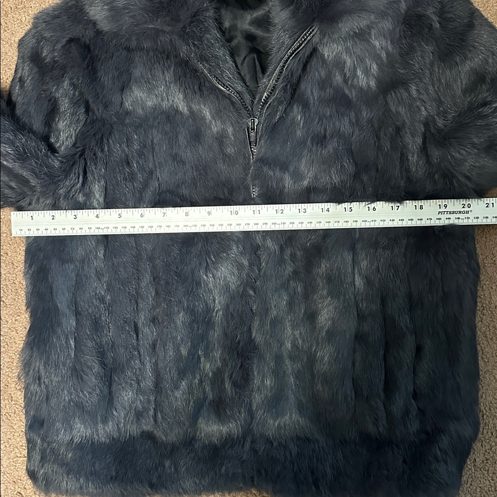 AUTHENTIC Luxurious Rabbit Fur Coat Size Small - Picture 8 of 9
